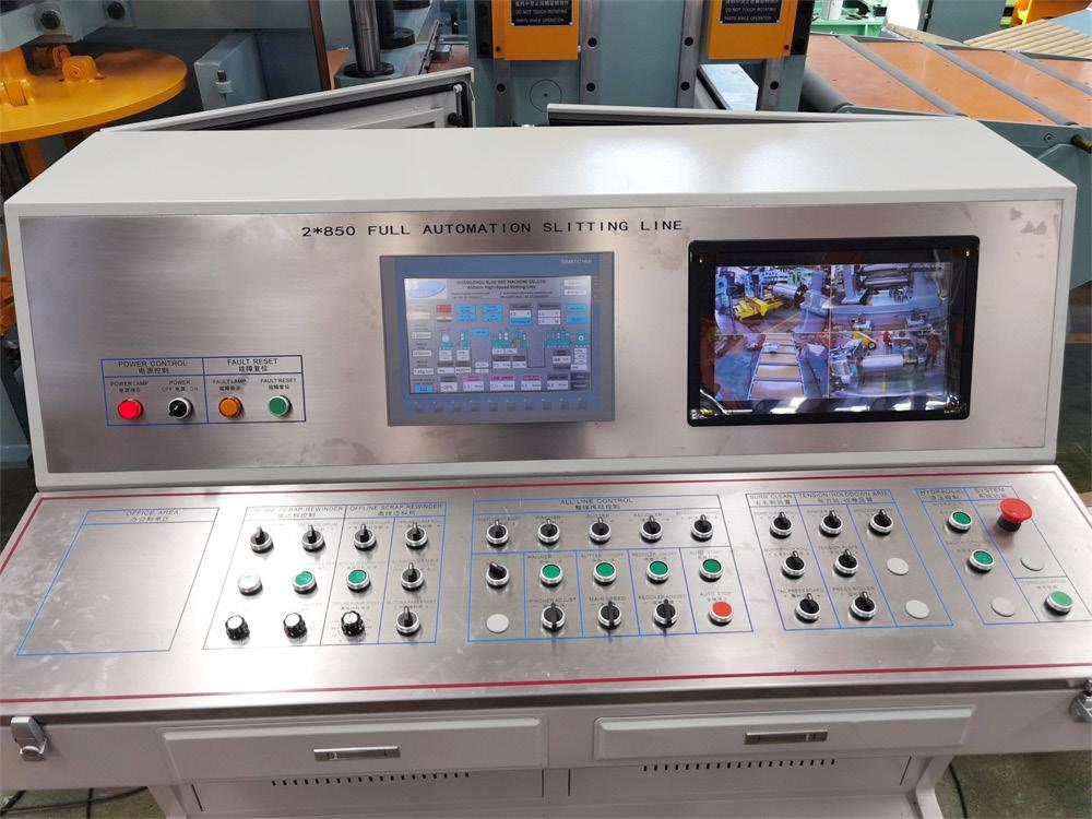 Fully servo motor controlled panel for Dream Metplast automated slitting line