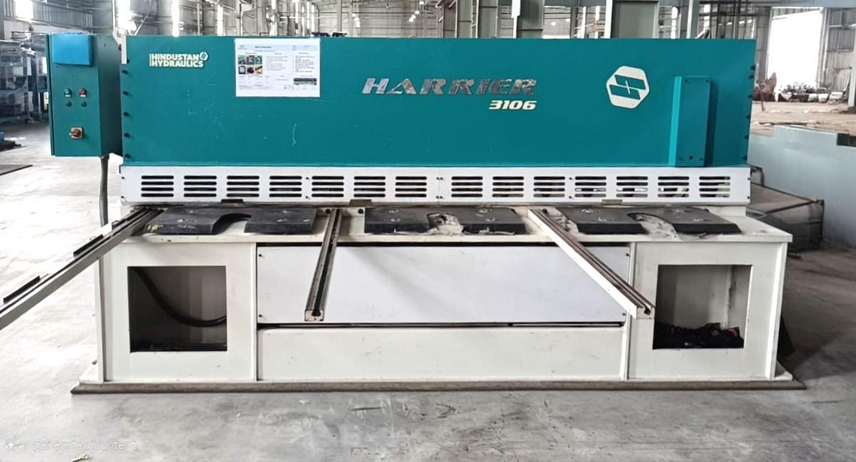 Sheet Shearing equipment at Dream Metplast
